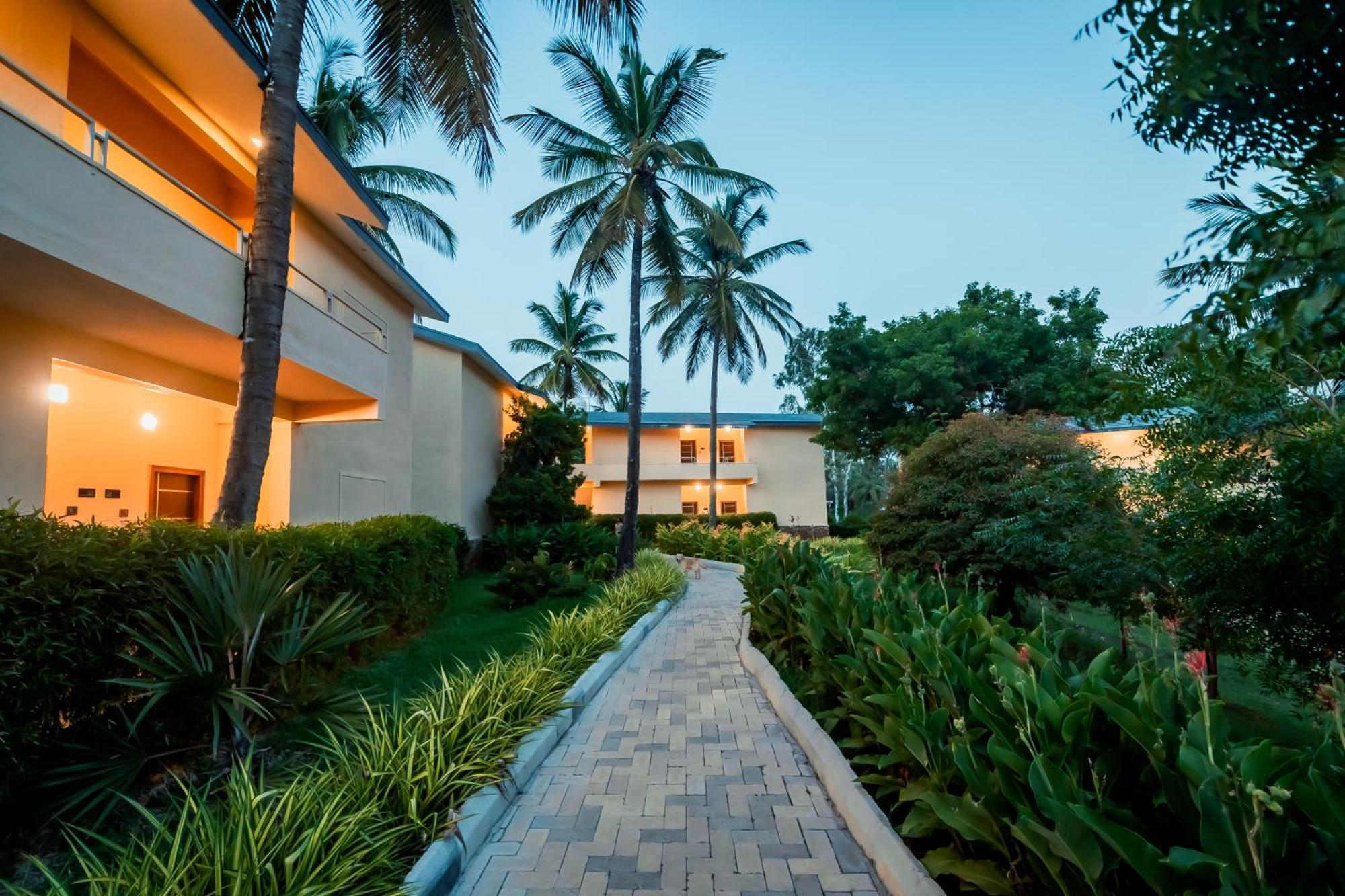 Commune18 Spa Resorts Chikmagalūr Esterno foto