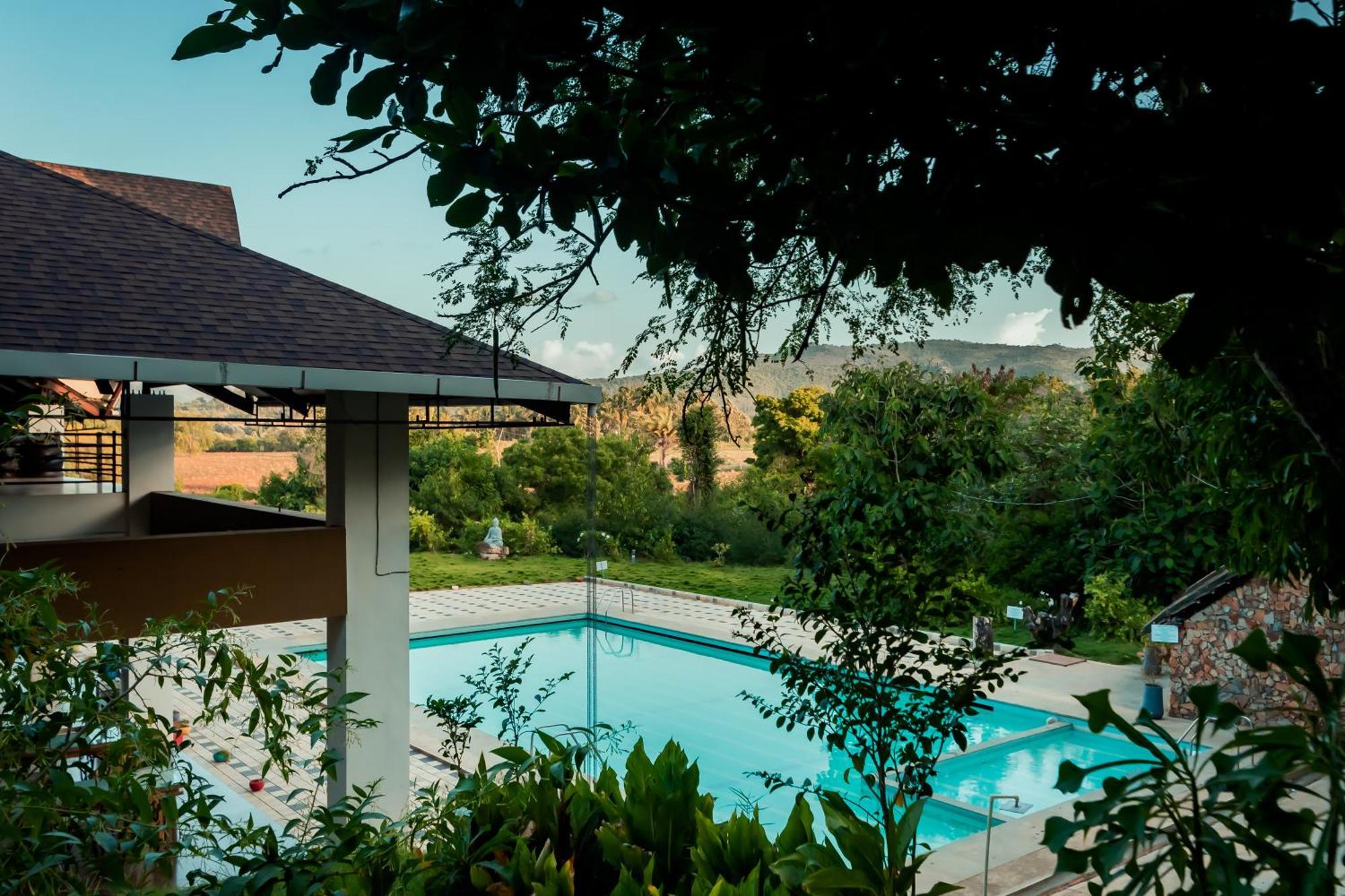 Commune18 Spa Resorts Chikmagalūr Esterno foto