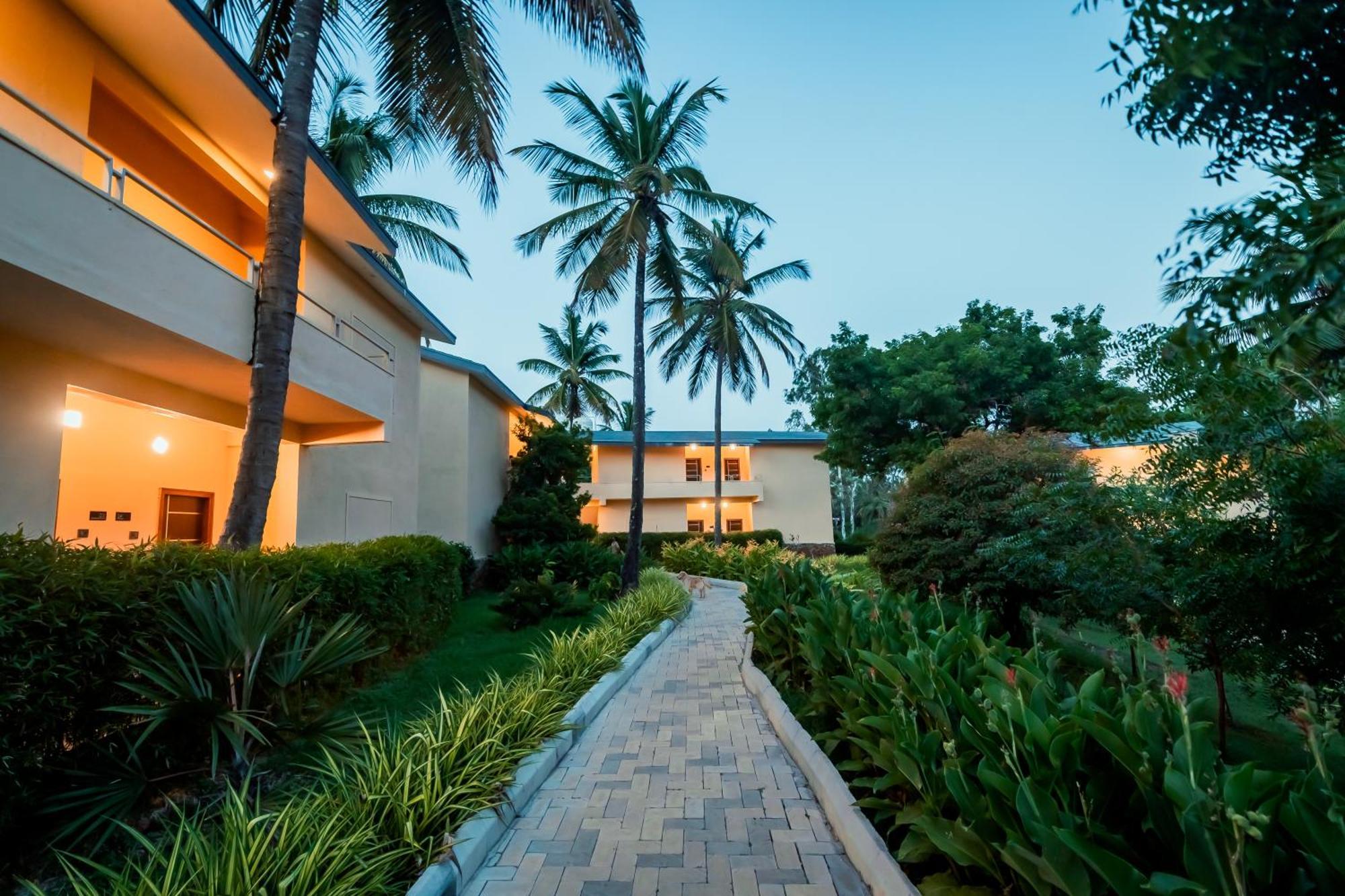 Commune18 Spa Resorts Chikmagalūr Esterno foto