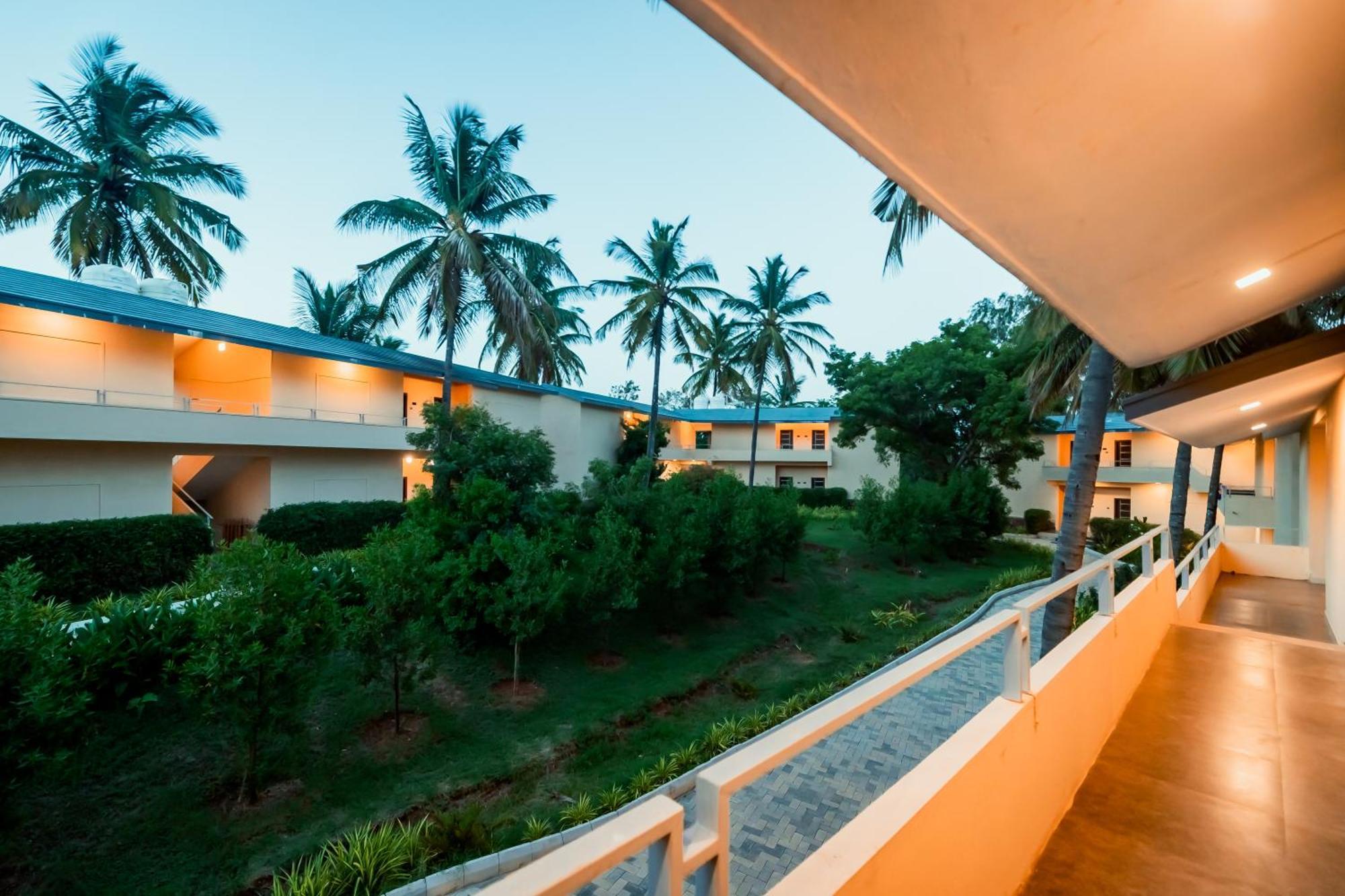 Commune18 Spa Resorts Chikmagalūr Esterno foto
