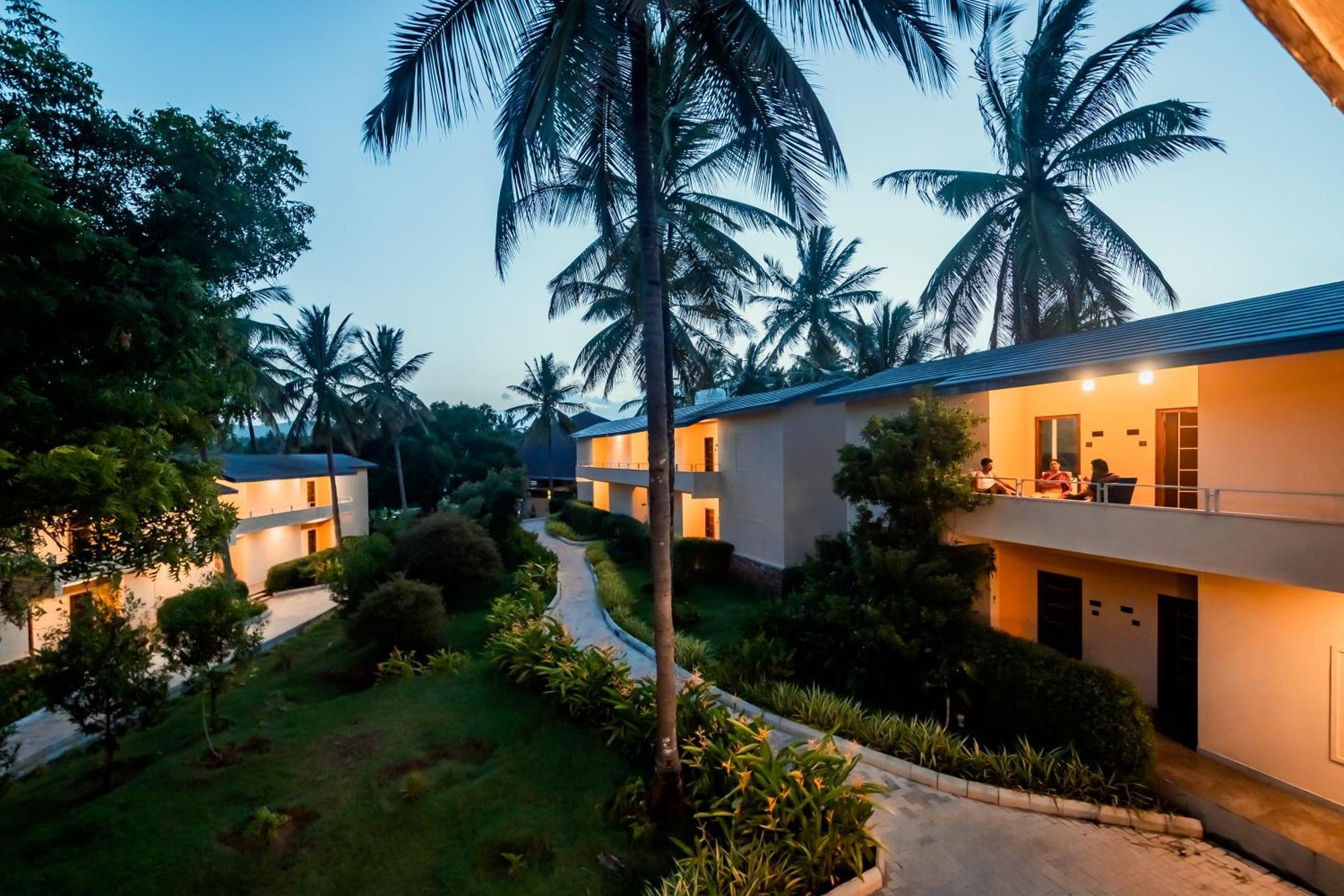 Commune18 Spa Resorts Chikmagalūr Esterno foto