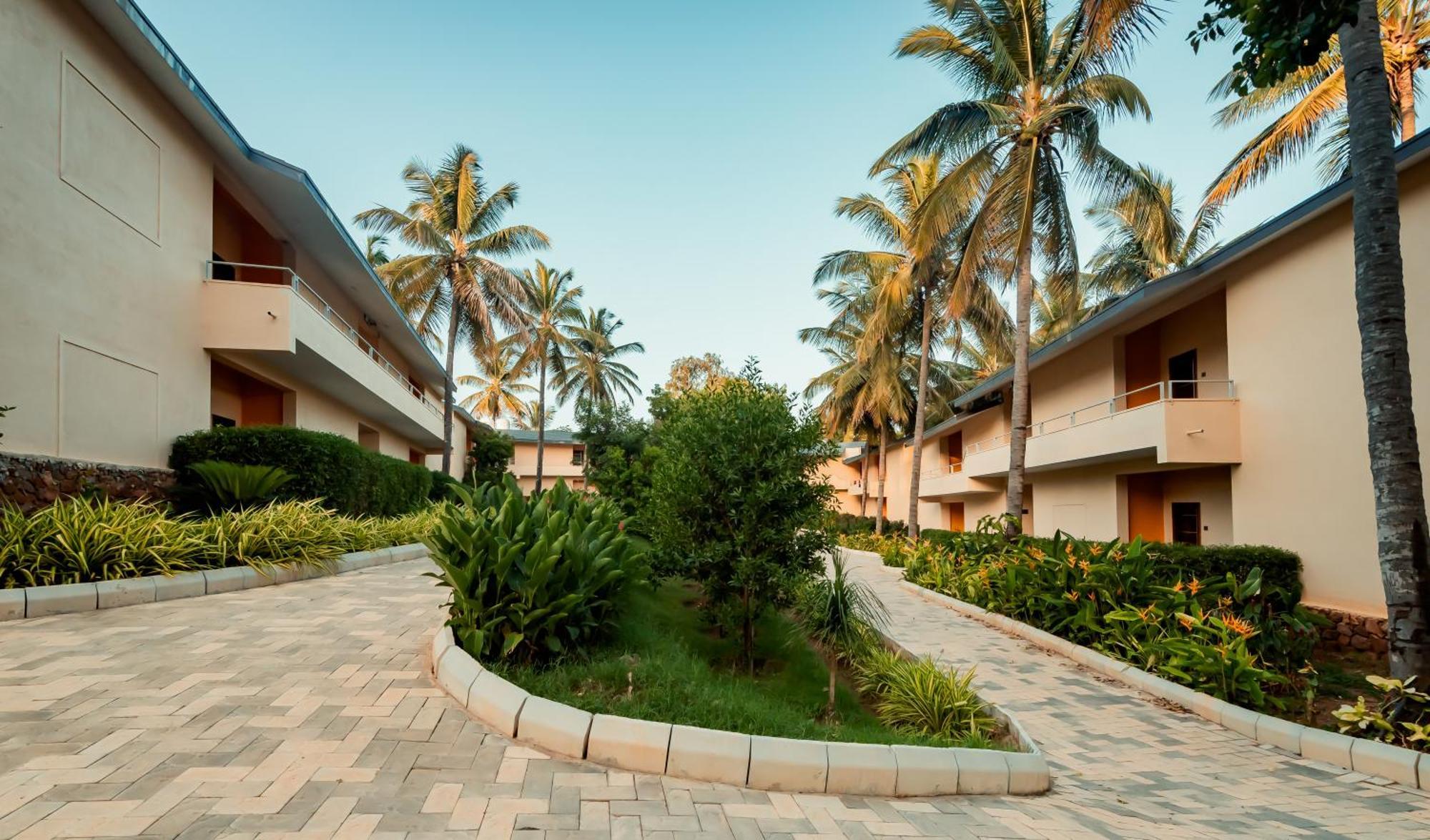 Commune18 Spa Resorts Chikmagalūr Esterno foto