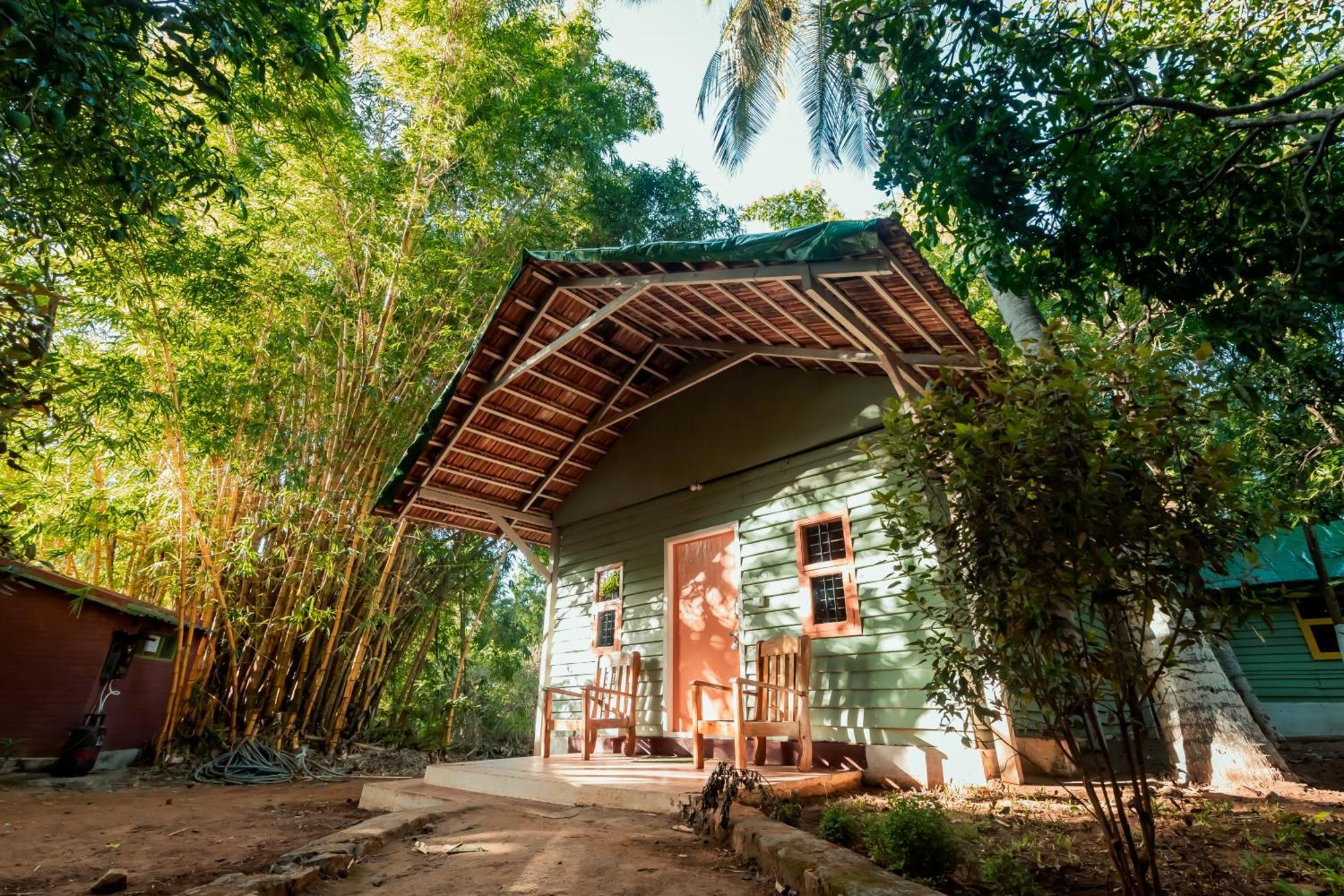 Commune18 Spa Resorts Chikmagalūr Esterno foto